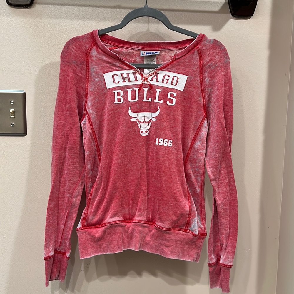 Chicago Bulls distressed sweater